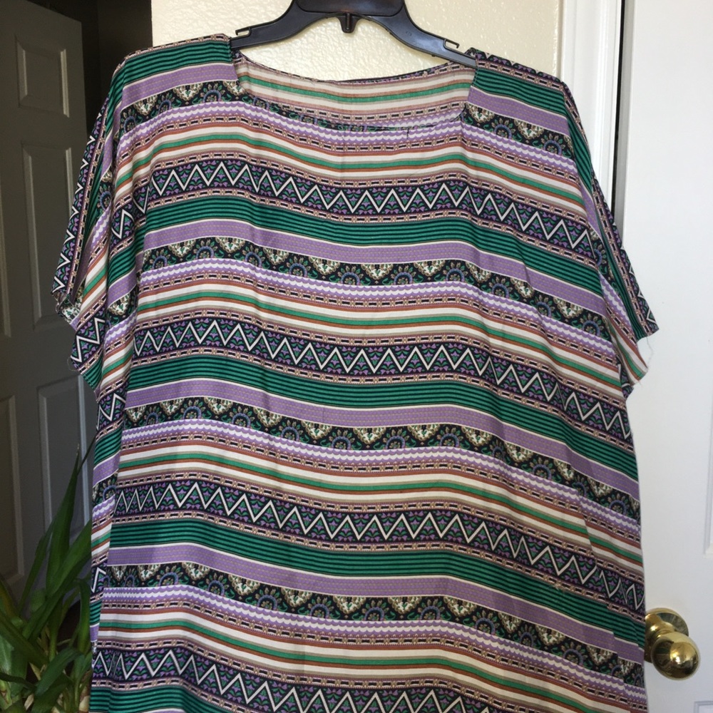 Free flowing Sheet  Blouse. 22W